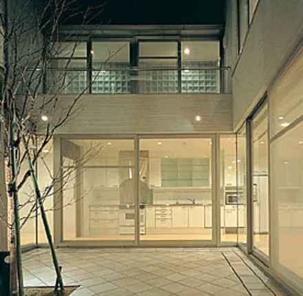 松嶋菜々子と反町隆史の都心の住まいどこ：広尾の超高級メゾネットと過去